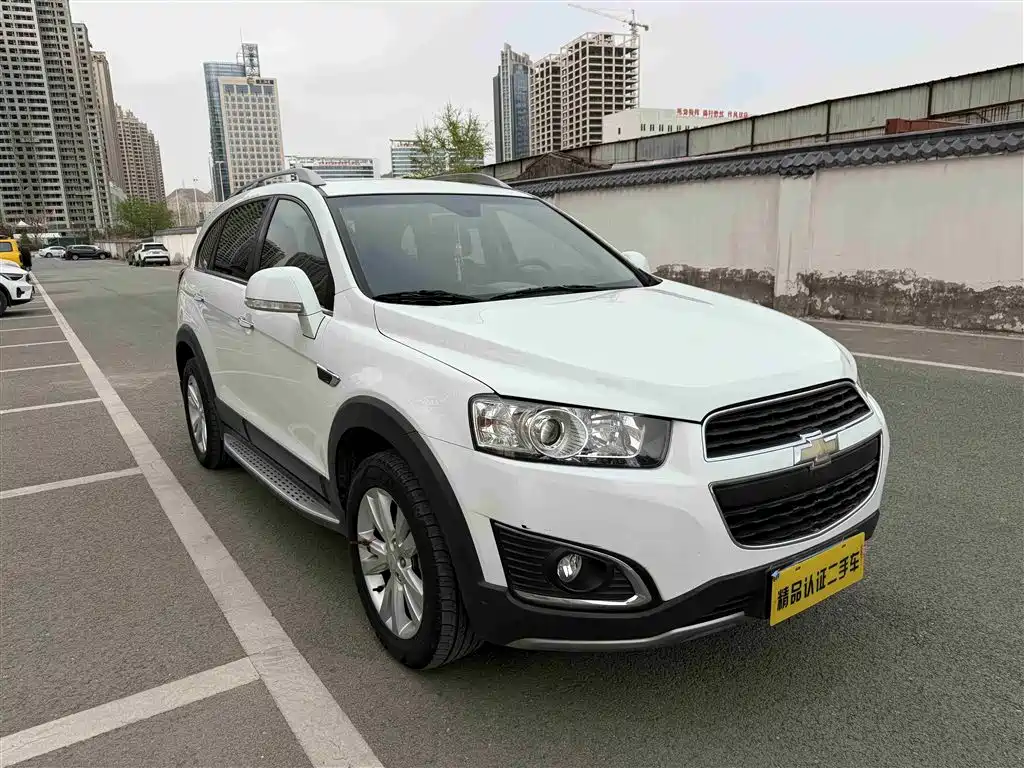 Chevrolet Captiva 2017 — фото 3
