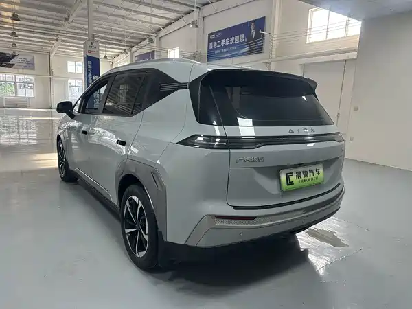 Aion Y 2023