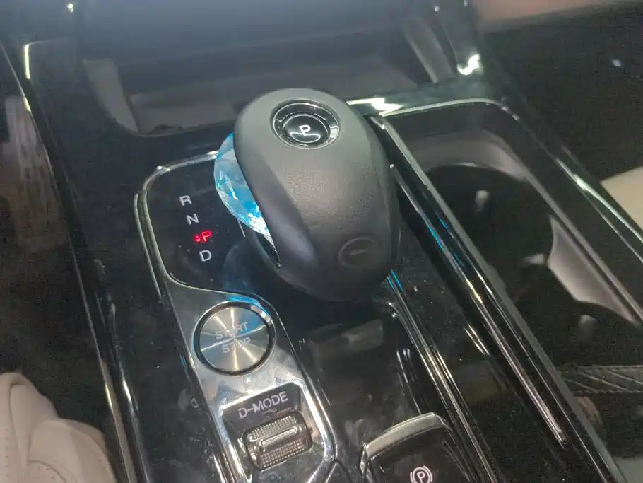 GAC Trumpchi M8 2023 — фото 16