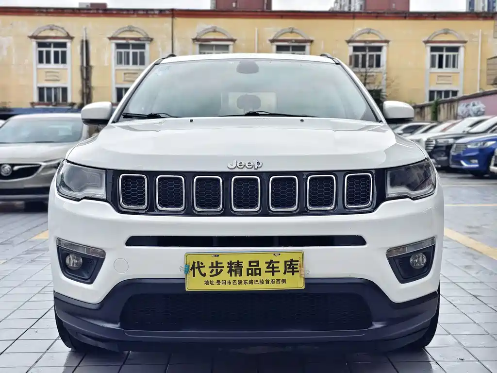 Jeep Compass 2017 — фото 2