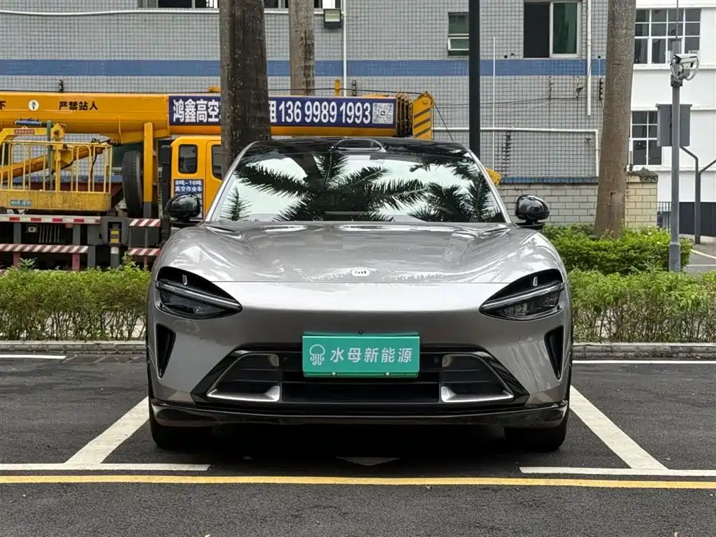 Xiaomi YU7 2025 — фото 2