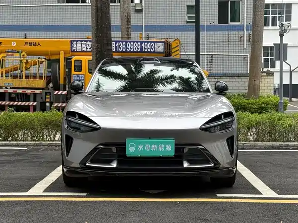 Xiaomi YU7 2025