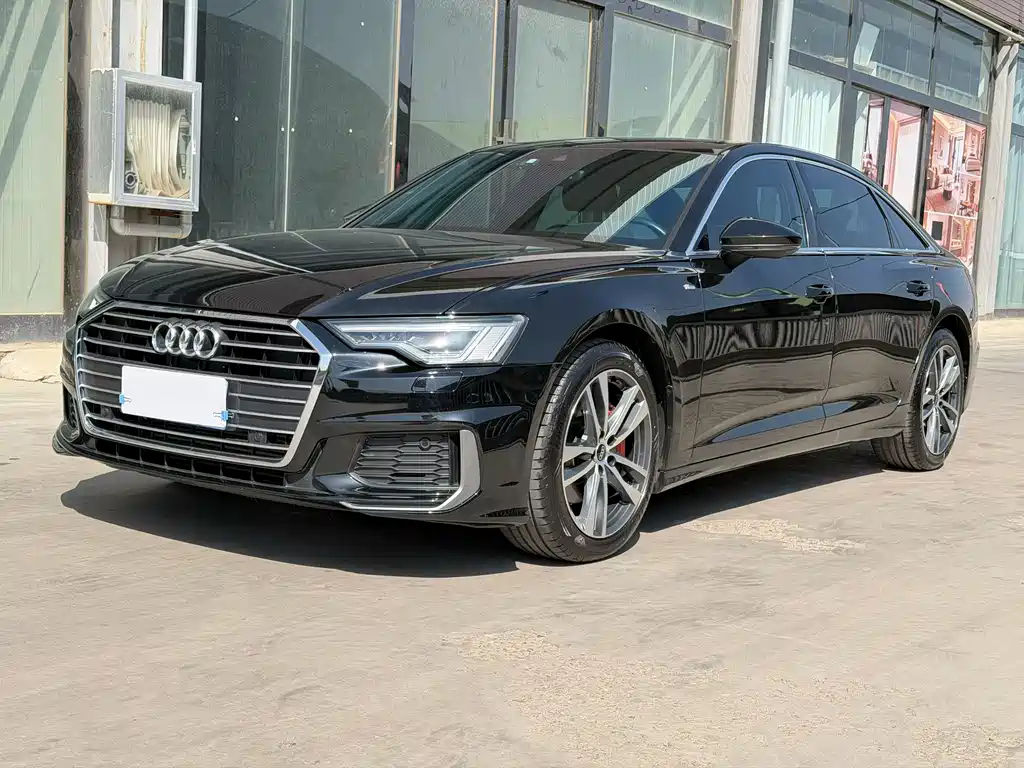 Audi A6L 2022