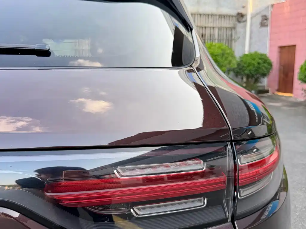 Porsche Cayenne 2018 — фото 12
