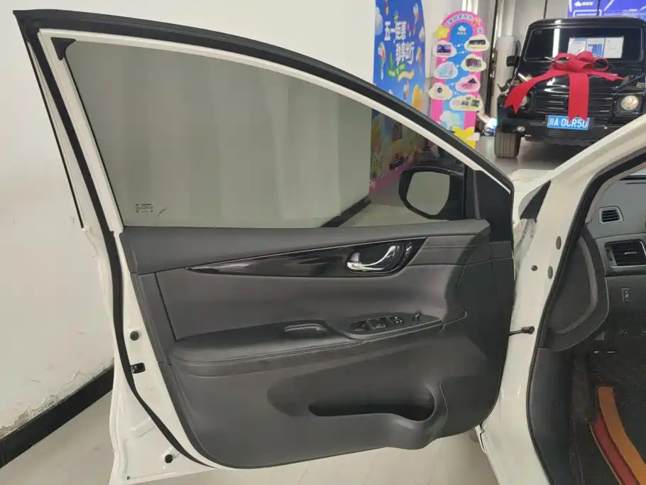 Nissan Tiida 2019