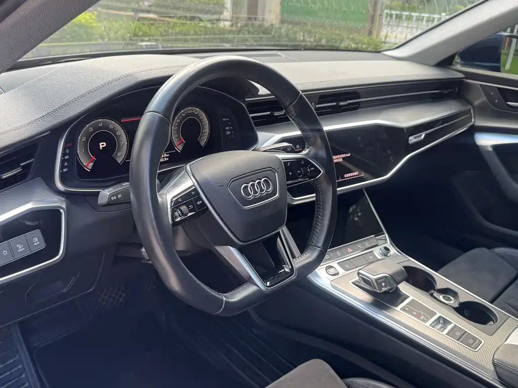 Audi A6 2021 — фото 11