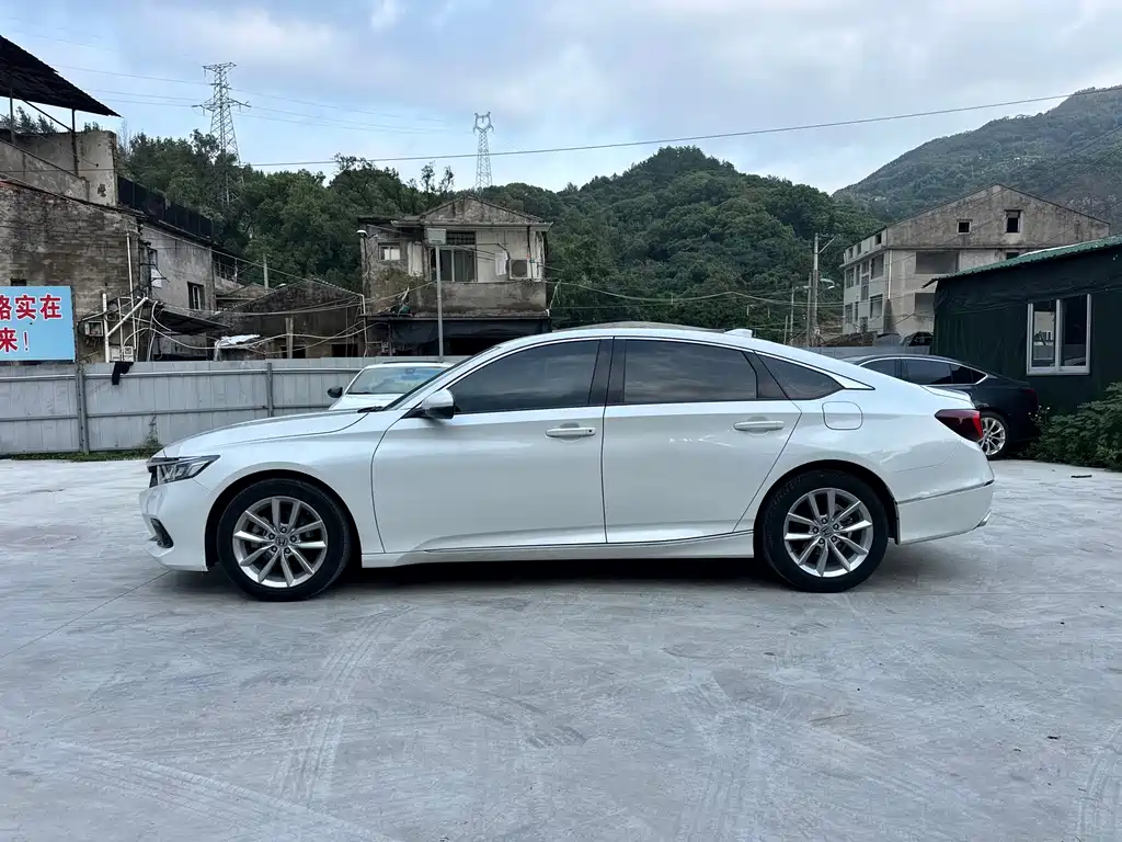 Honda Accord 2023 — фото 2