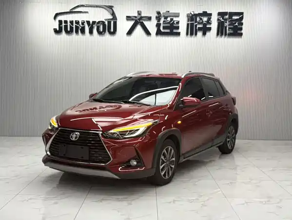 Toyota Yaris L 2023
