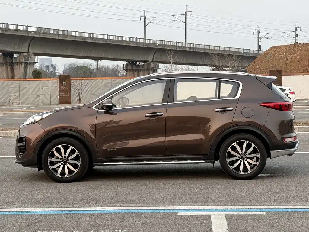 Kia KX5 2016 — фото 5
