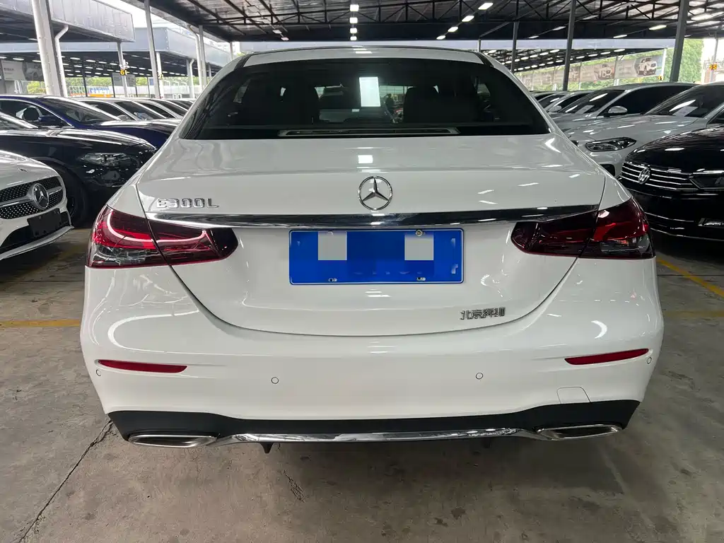 Mercedes-Benz E-Class 2023