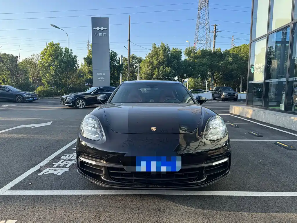 Porsche Panamera 2019 — фото 2
