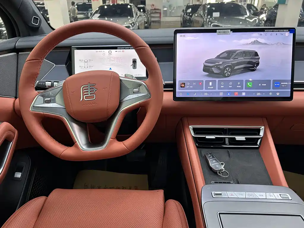 BYD Tang L 2025