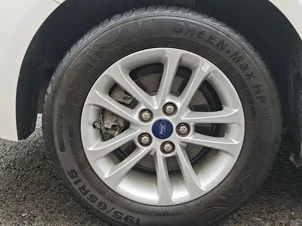 Ford Escort 2019