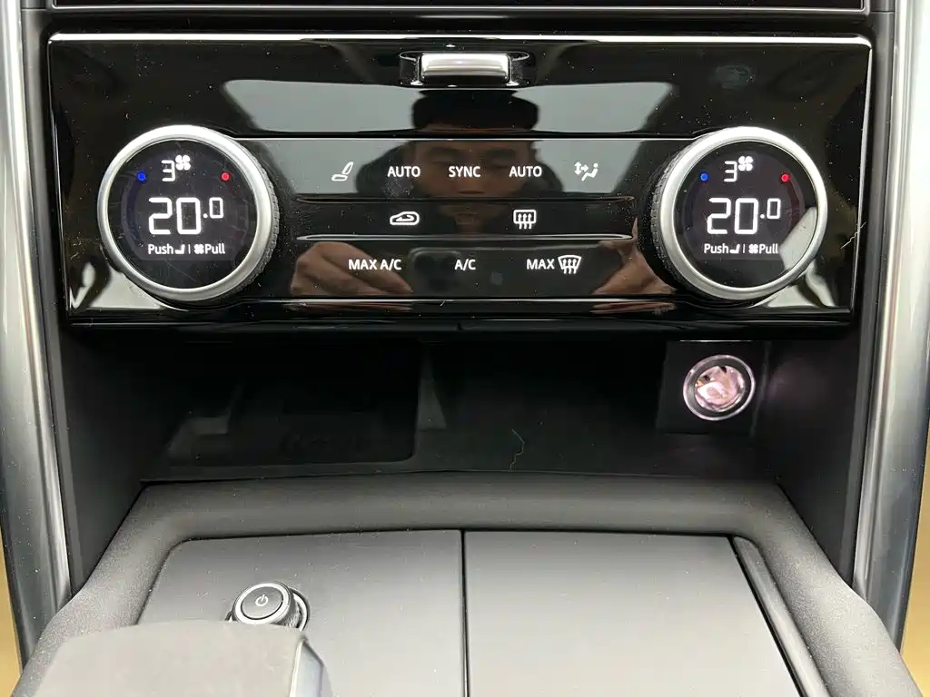 Land Rover Discovery 2021 — фото 22