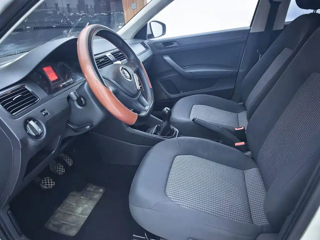 Volkswagen Santana 2022