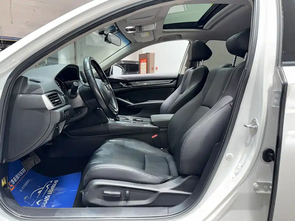 Honda Accord 2021 — фото 11