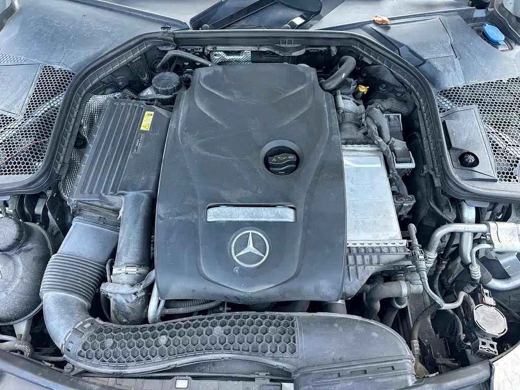 Mercedes-Benz C-Class 2017 — фото 19