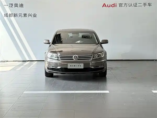Volkswagen Phaeton 2013