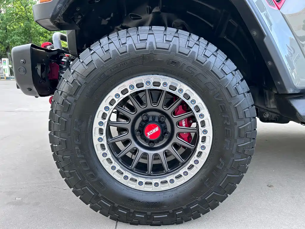 Jeep Wrangler 2022 — фото 11