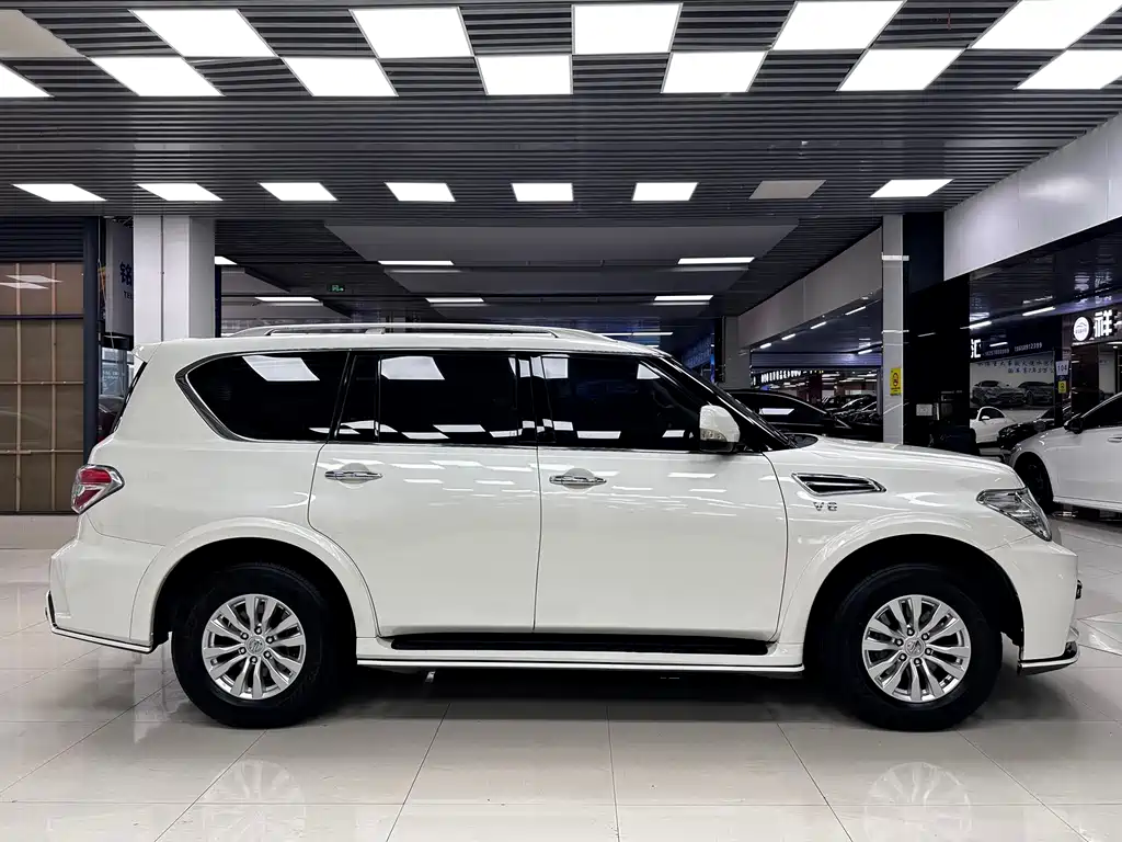 Nissan Patrol 2019 — фото 8