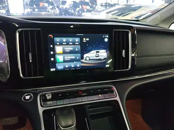 GAC Trumpchi M8 2021