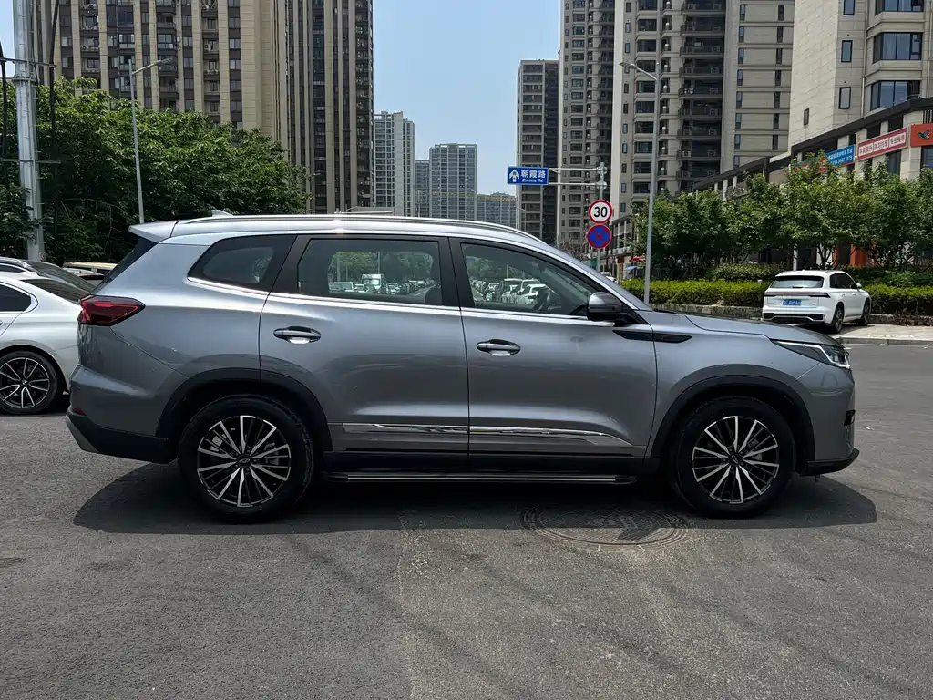 Chery Tiggo 8 PRO 2023 — фото 7