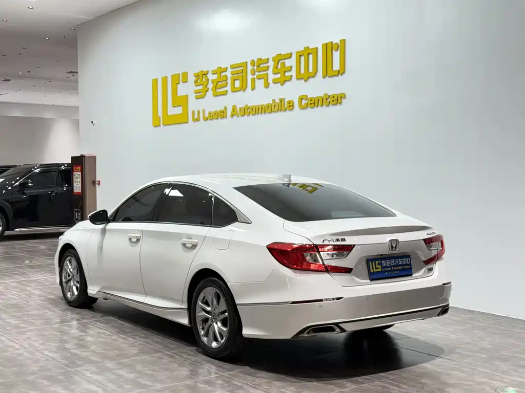 Honda Accord 2021 — фото 2