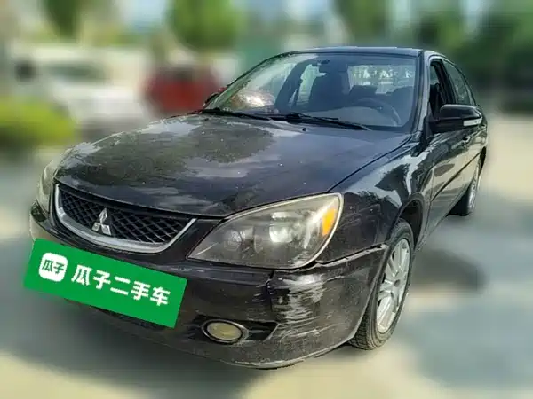 Mitsubishi LANCER 2014