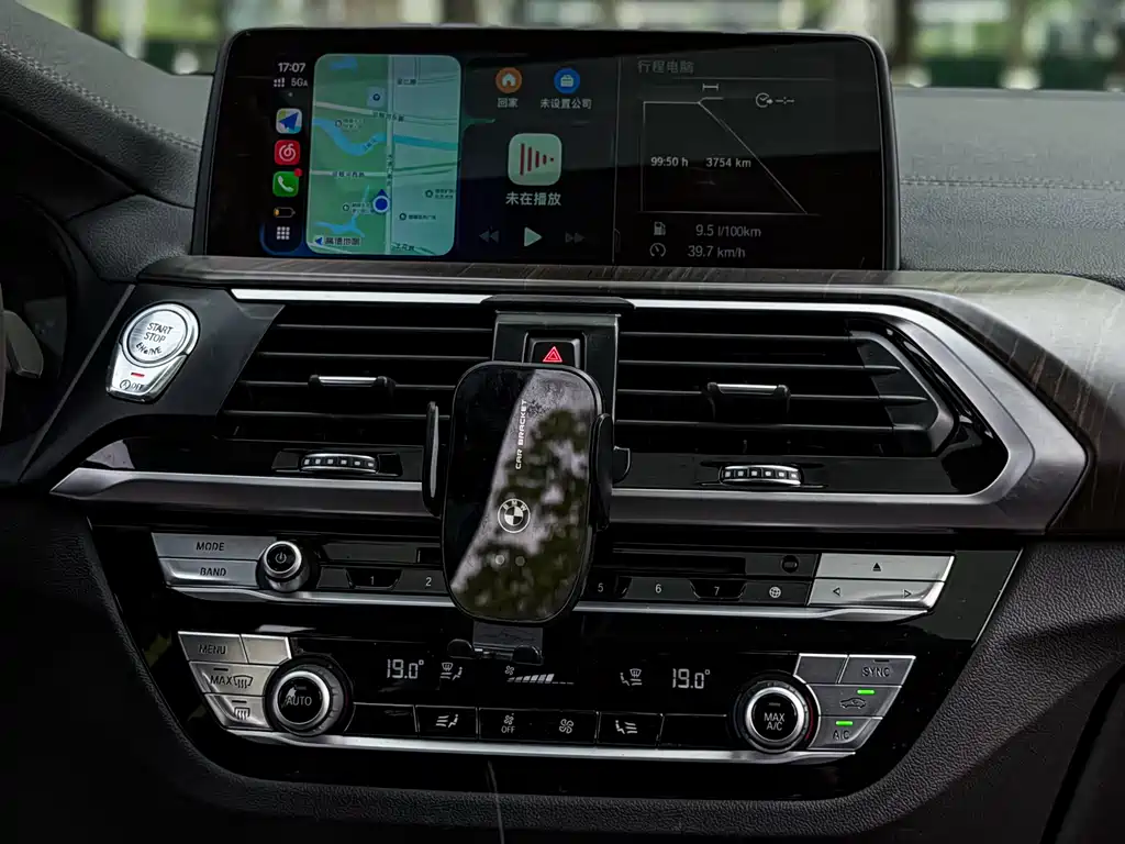 BMW X3 2018 — фото 15