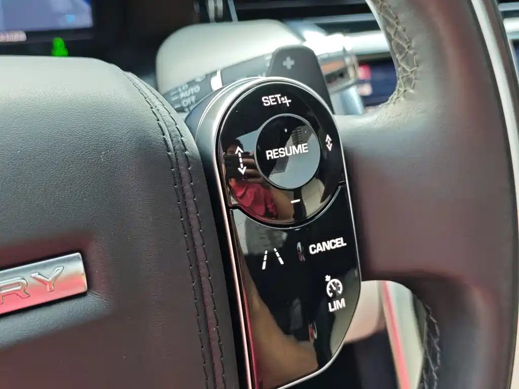 Land Rover Discovery Sport 2021 — фото 22