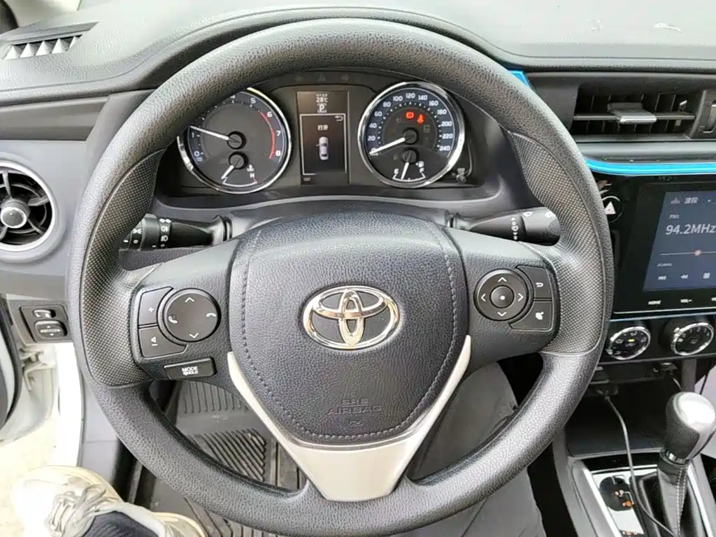 Toyota Levin 2018 — фото 11
