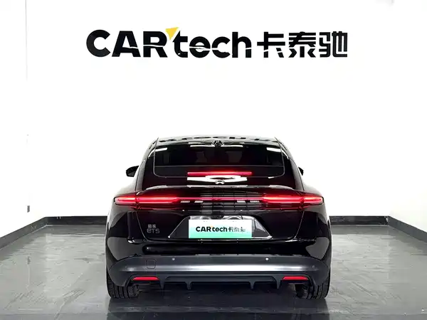 NIO ET5 2023
