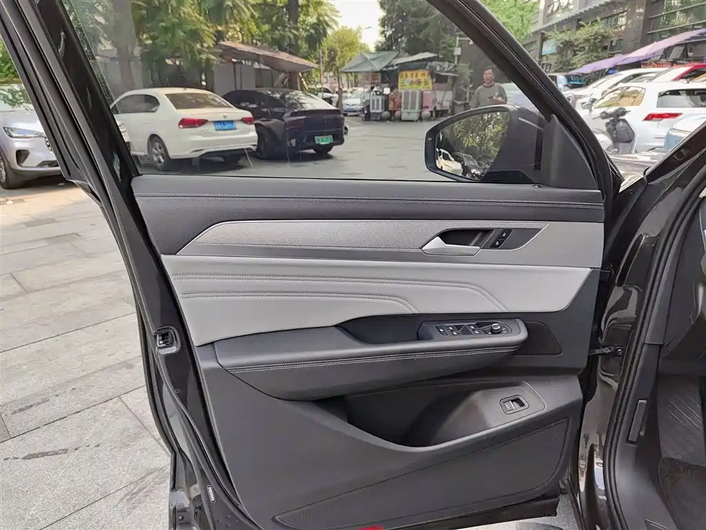 Volkswagen Tavendor 2023