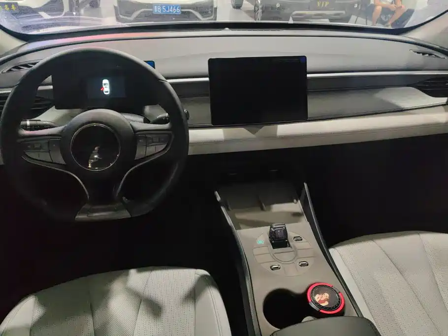 BYD Seal 05 DM-i 2025 — фото 12