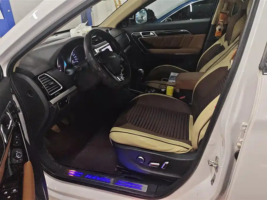 Haval H6 Coupe 2015 — фото 9