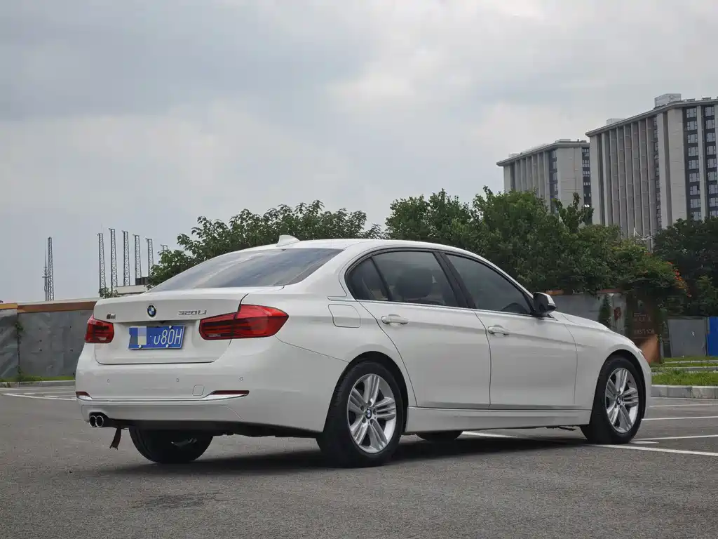 BMW 3 Series 2017