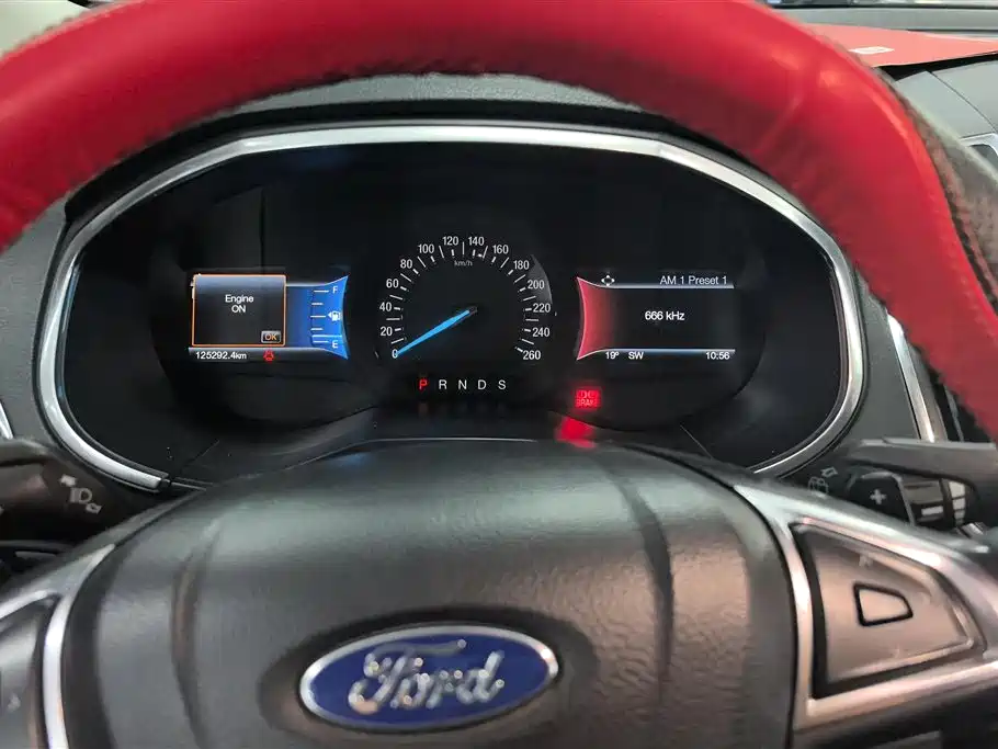 Ford Edge 2018 — фото 14