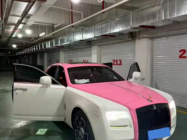 Rolls-Royce Ghost 2010