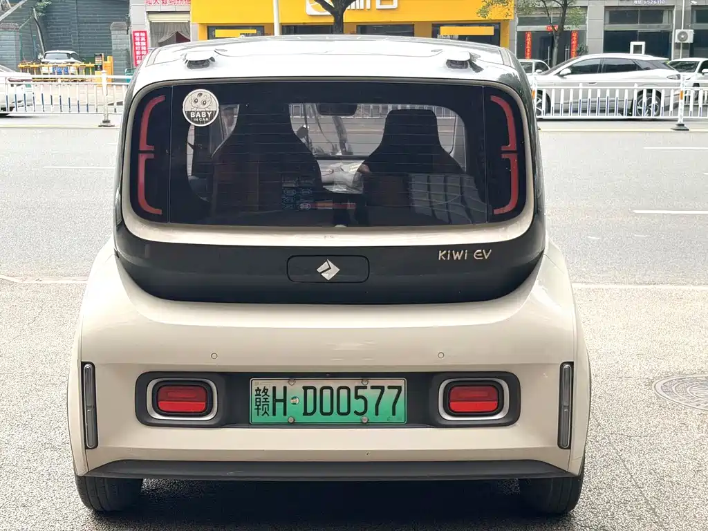 Baojun KiWi EV 2021 — фото 2