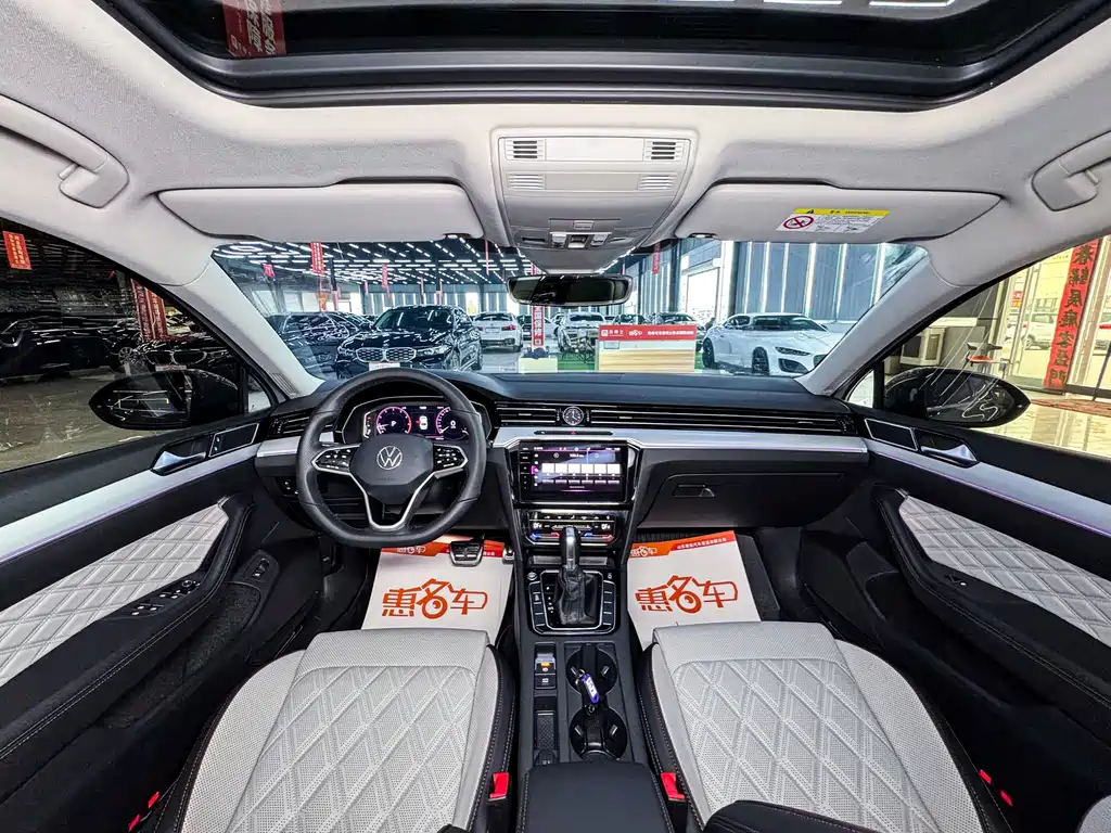 Volkswagen Magotan 2024