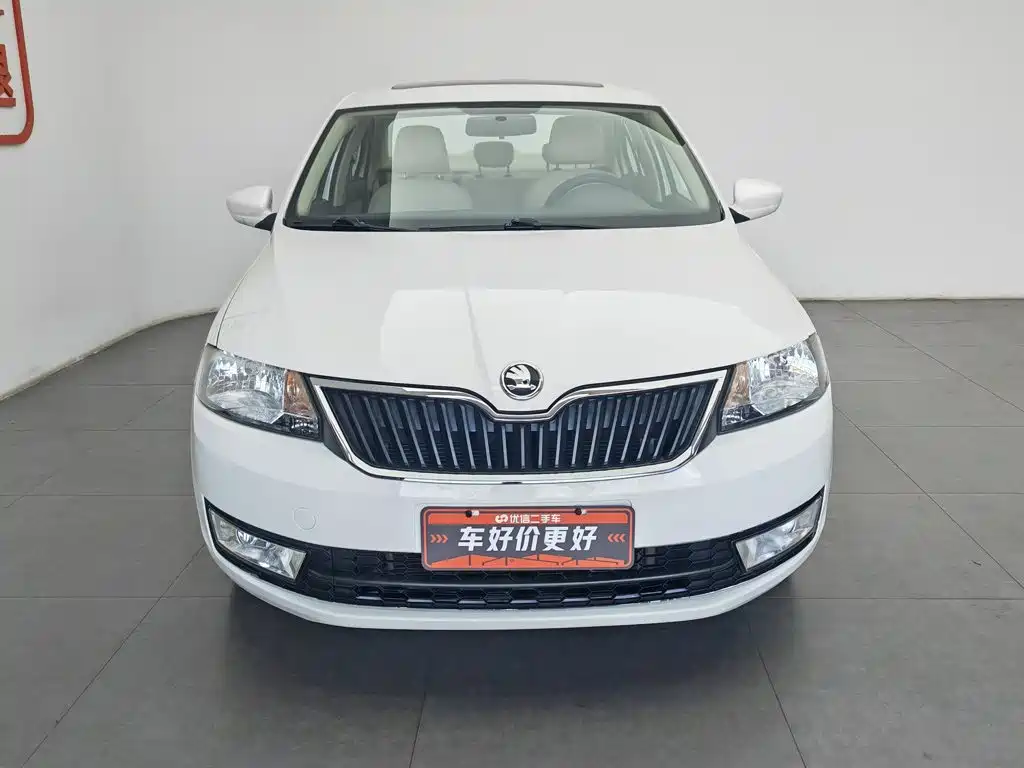 Skoda Rapid 2015