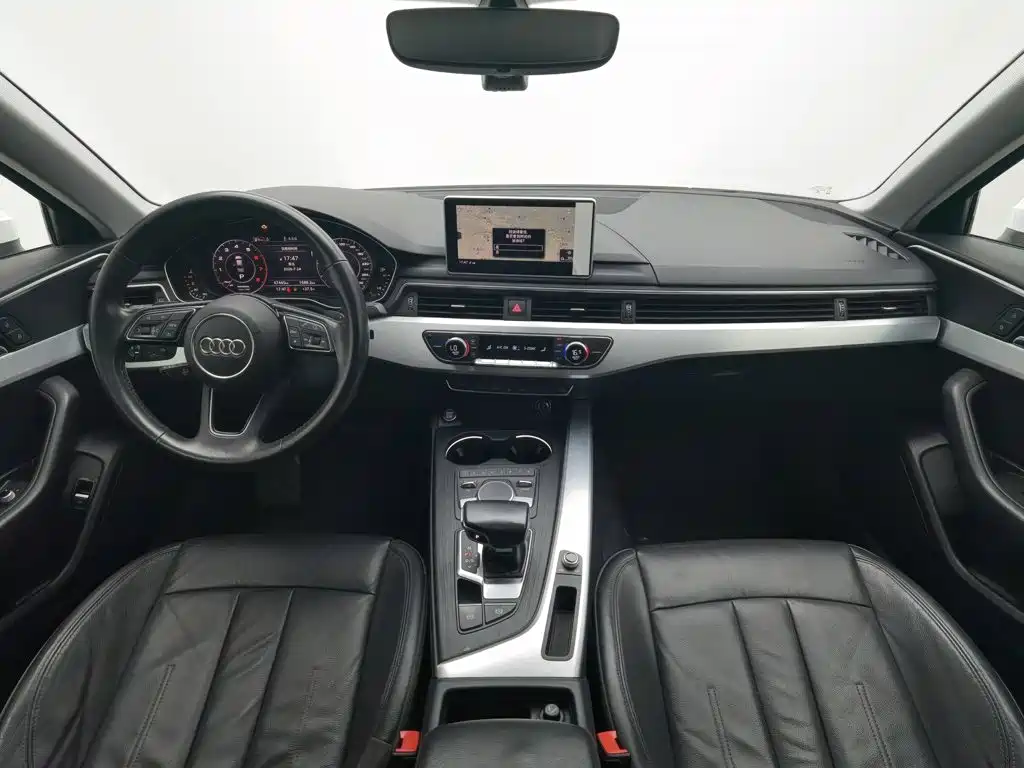 Audi A4L 2020
