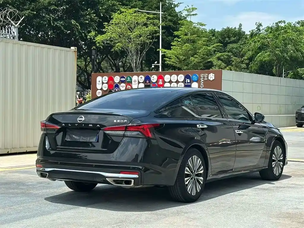 Nissan Teana 2023 — фото 9