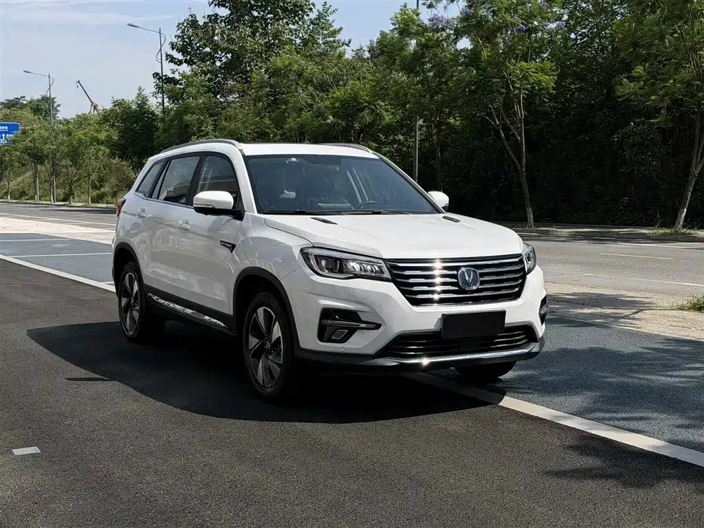 Changan CS75 2018 — фото 3