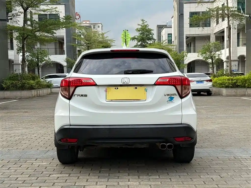 Honda Vezel 2016 — фото 8