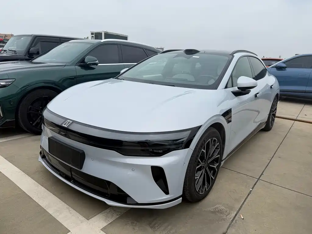Zeekr 007 GT 2025