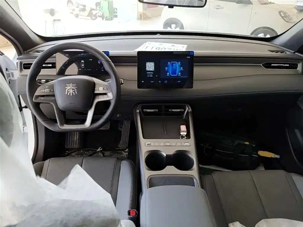 BYD Qin PLUS 2026 — фото 10