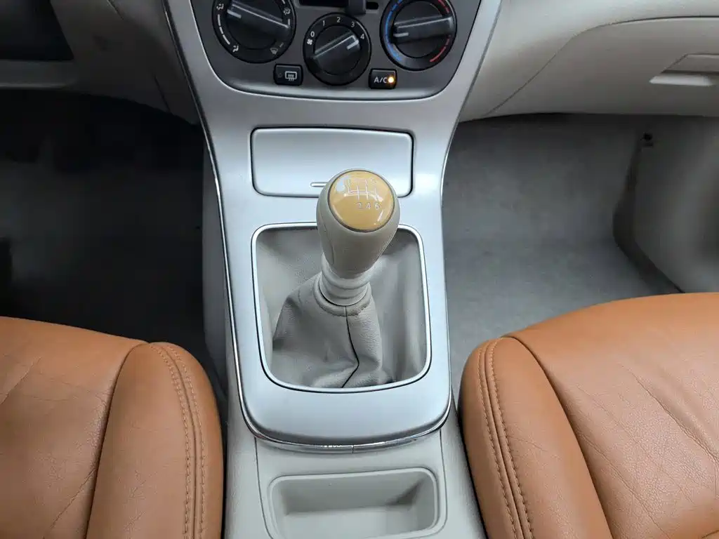 Nissan Sylphy 2014 — фото 13