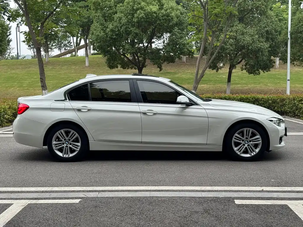 BMW 3 Series 2016 — фото 4