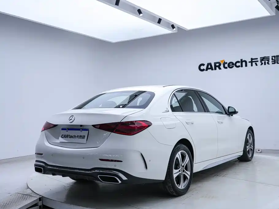 Mercedes-Benz C-Class 2022
